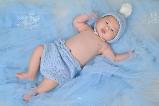 宣威宝宝不肯吸母乳怎么办